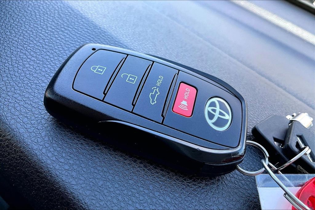 Used 2025 Toyota Tundra SR5 image 13