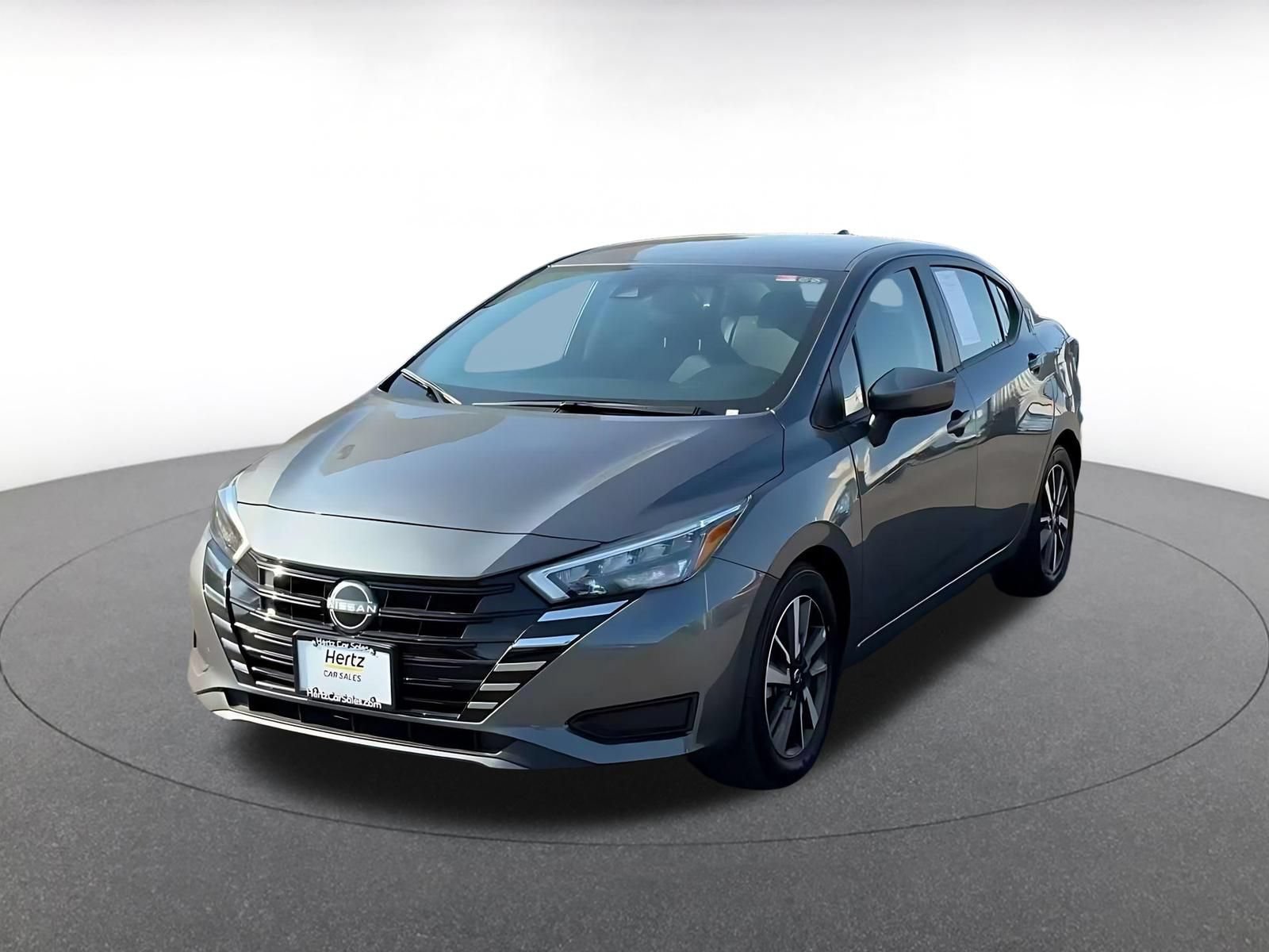 Used 2025 Nissan Versa SV FWD image 6