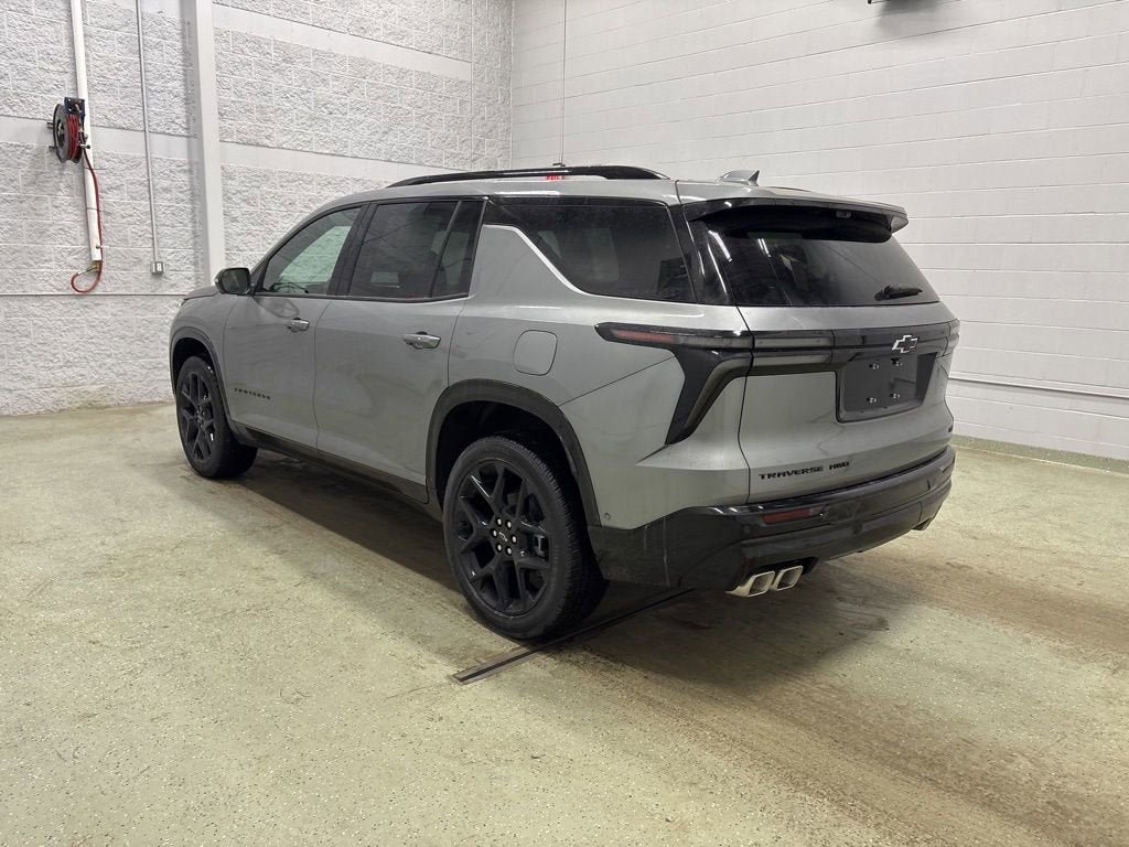 New 2026 Chevrolet Traverse RS image 5