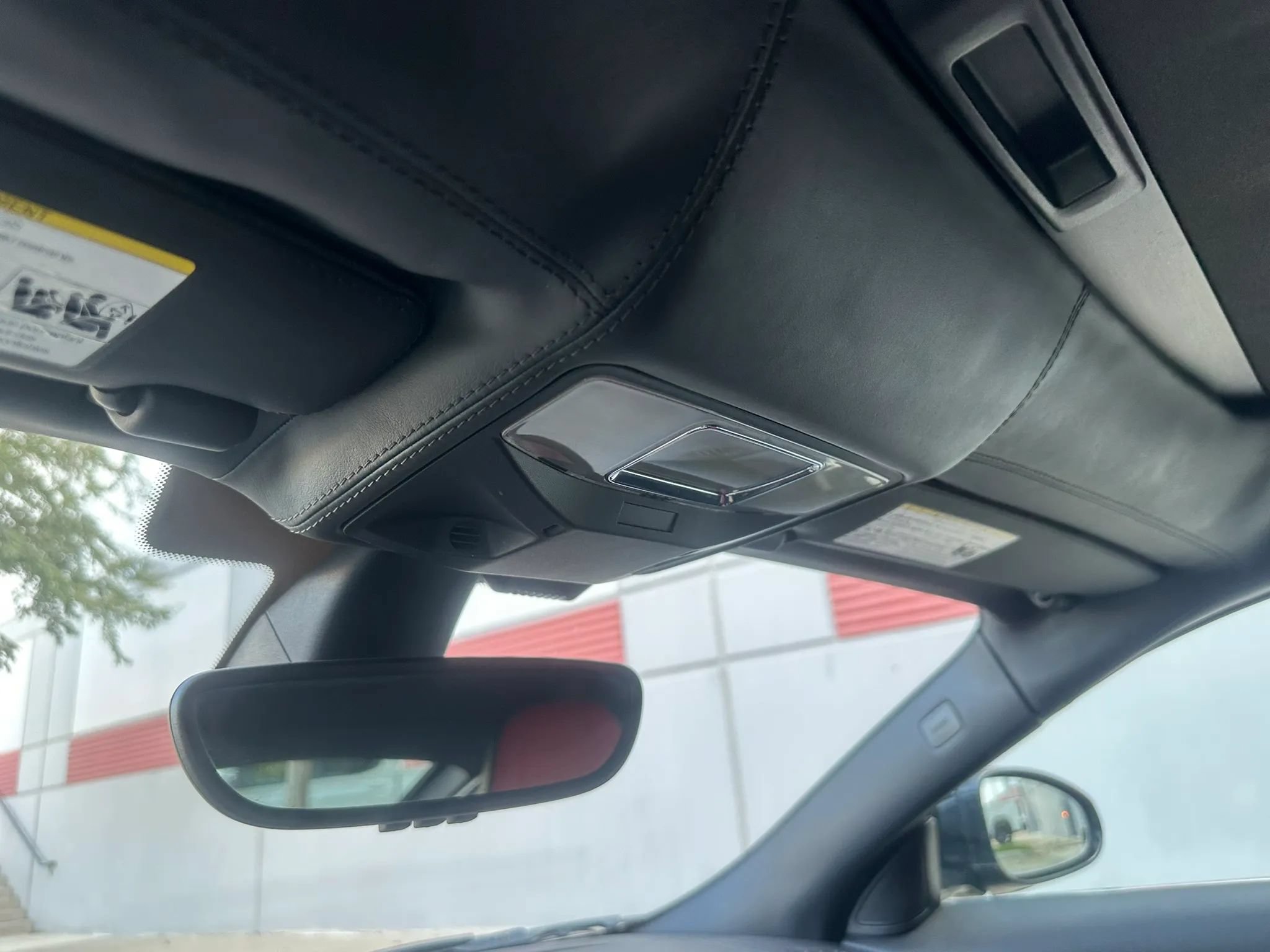 Used 2015 Jaguar F-TYPE R RWD image 29