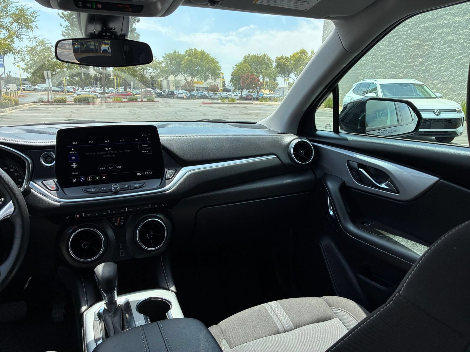 Used 2025 Chevrolet Blazer LT FWD image 36