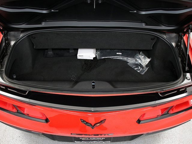 Used 2015 Chevrolet Corvette Stingray w/ 2LT Preferred Equipment Group image 26