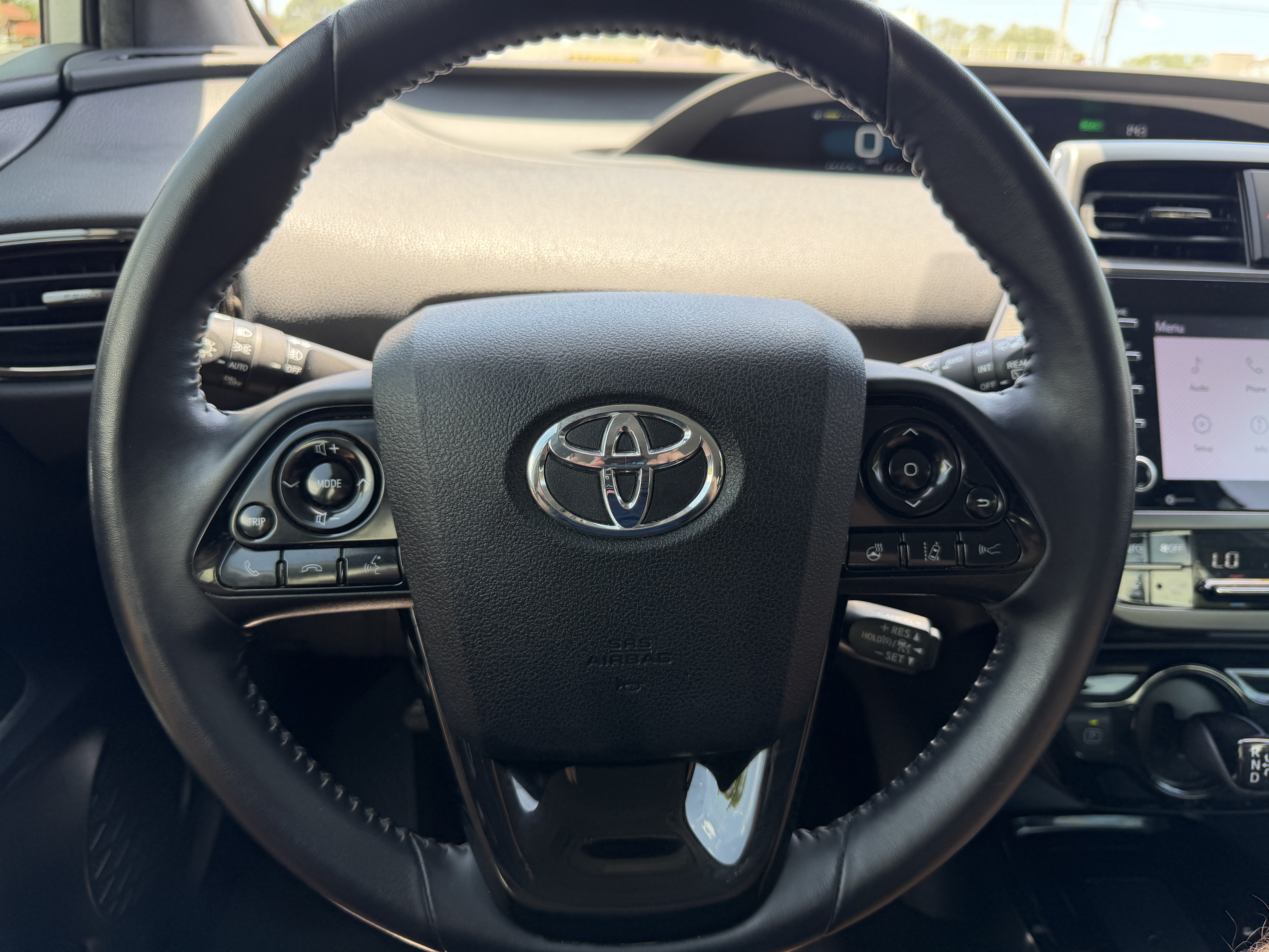 Used 2021 Toyota Prius FWD image 35