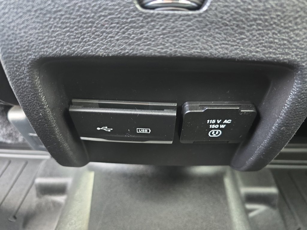 Used 2020 Jeep Cherokee Limited AWD/4WD image 21