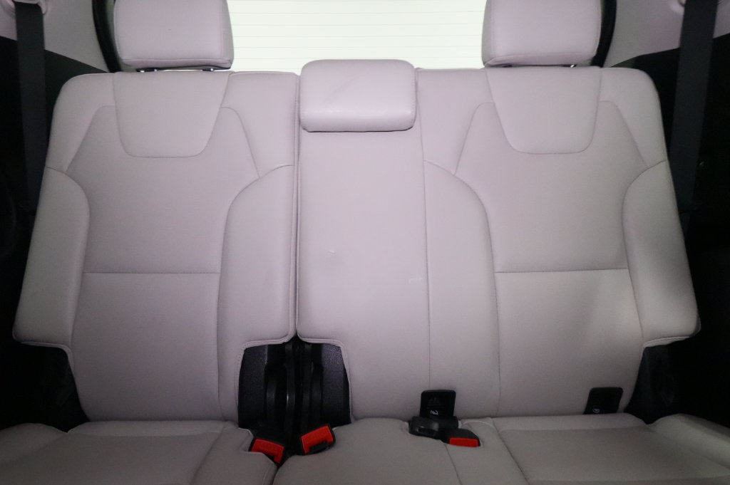 Used 2021 Kia Telluride S AWD/4WD image 19