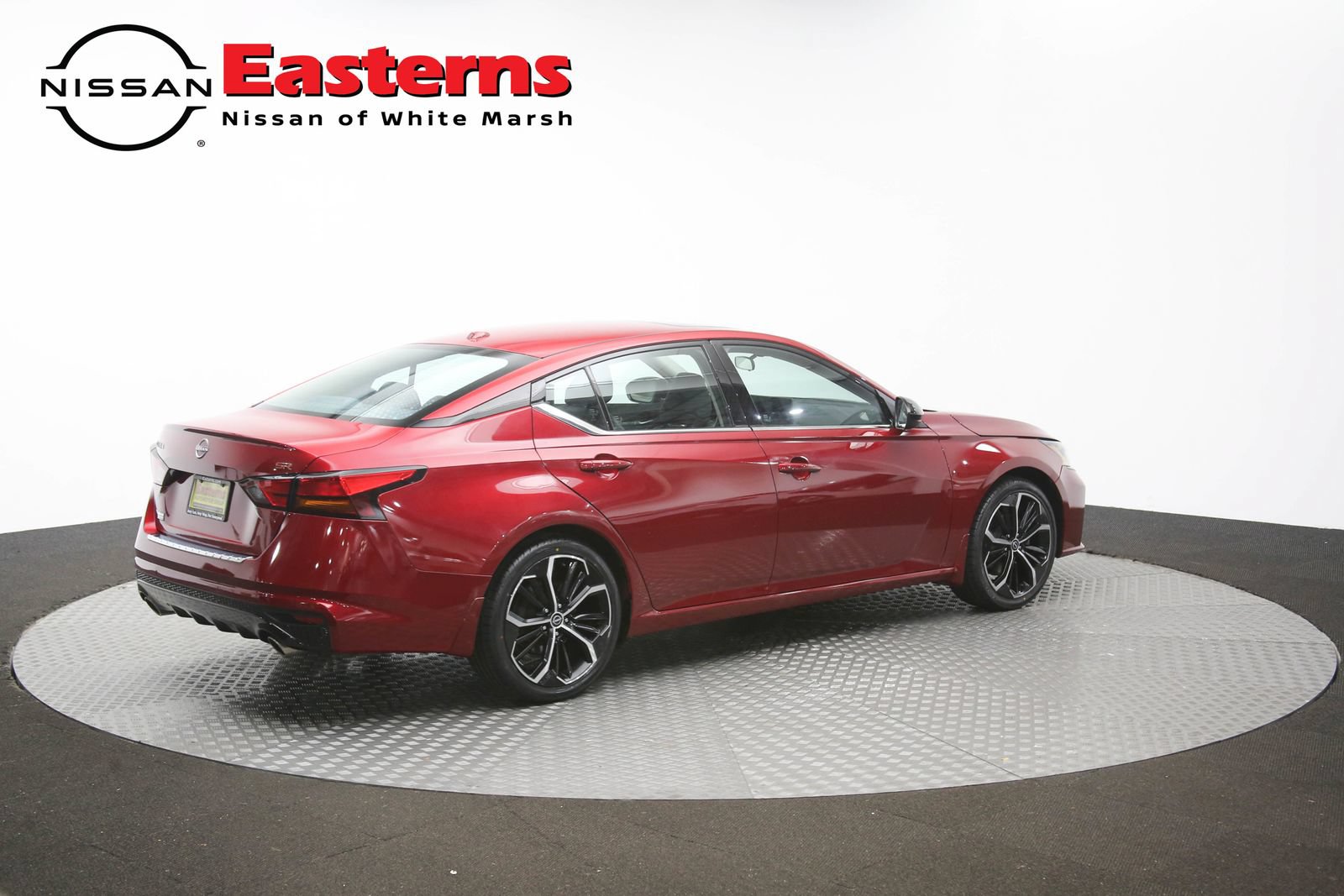 Used 2023 Nissan Altima 2.5 SR w/ SR Premium Package FWD image 41
