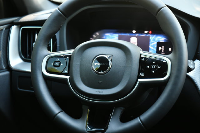New 2026 Volvo XC60 B5 Ultra w/ Climate Package AWD/4WD image 22