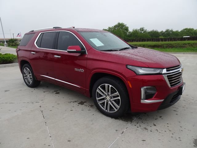 Used 2022 Chevrolet Traverse High Country FWD image 3