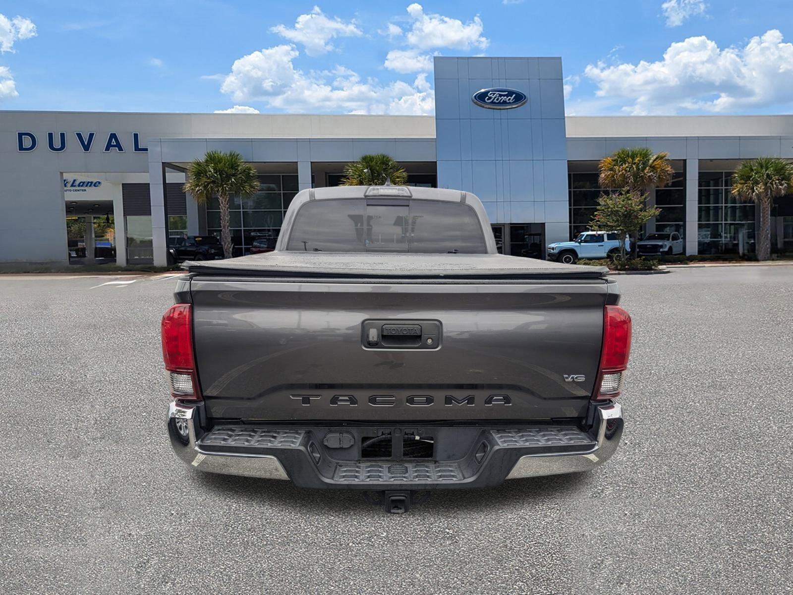Used 2019 Toyota Tacoma SR5 image 5