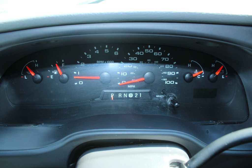 Used 2007 Ford E-250 and Econoline 250 RWD image 29