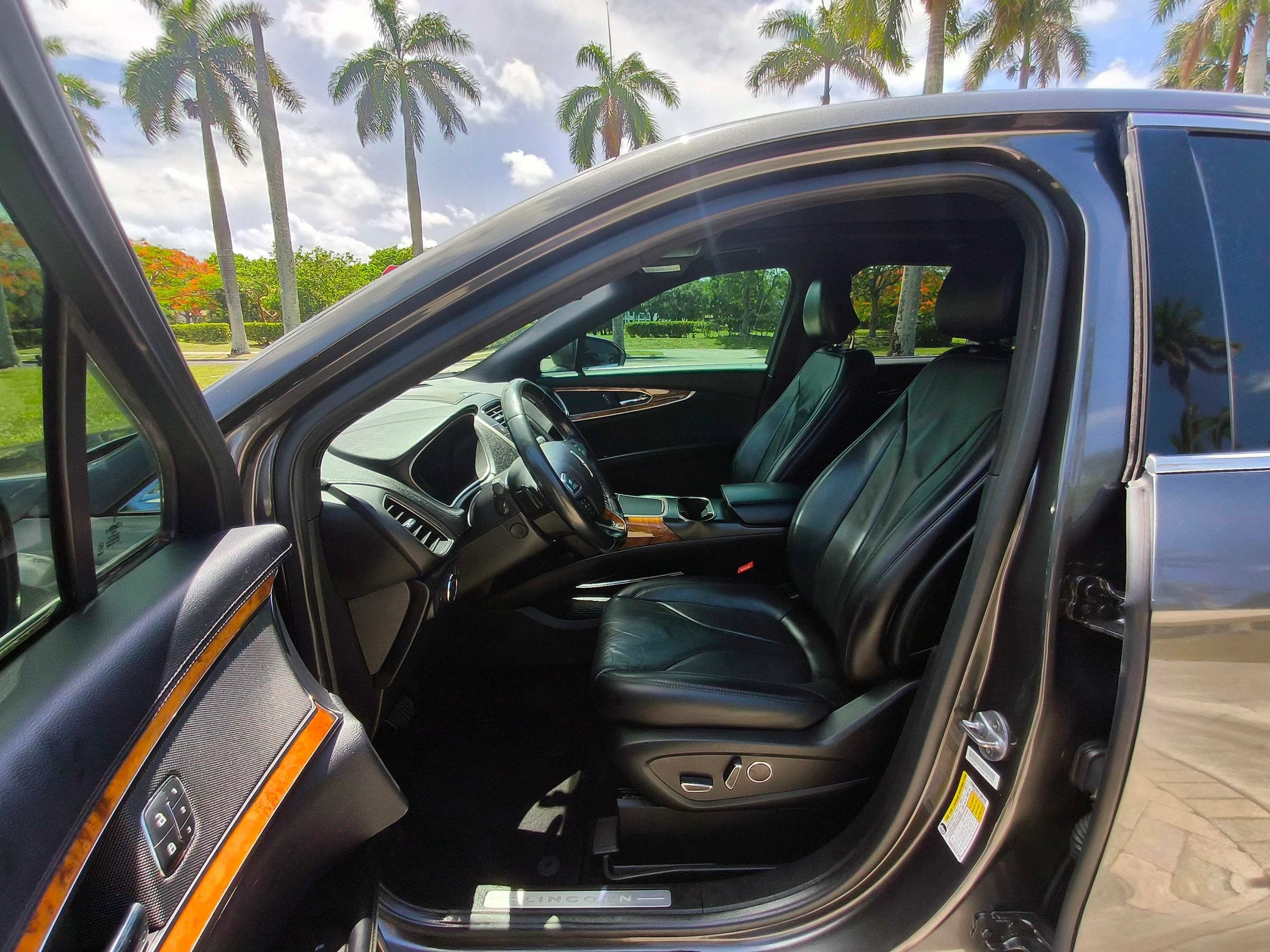 Used 2018 Lincoln MKX Reserve FWD image 22
