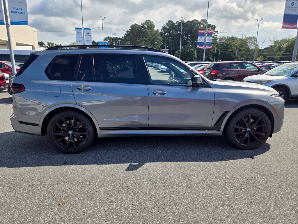 Used 2026 BMW X7 M60i AWD/4WD image 4