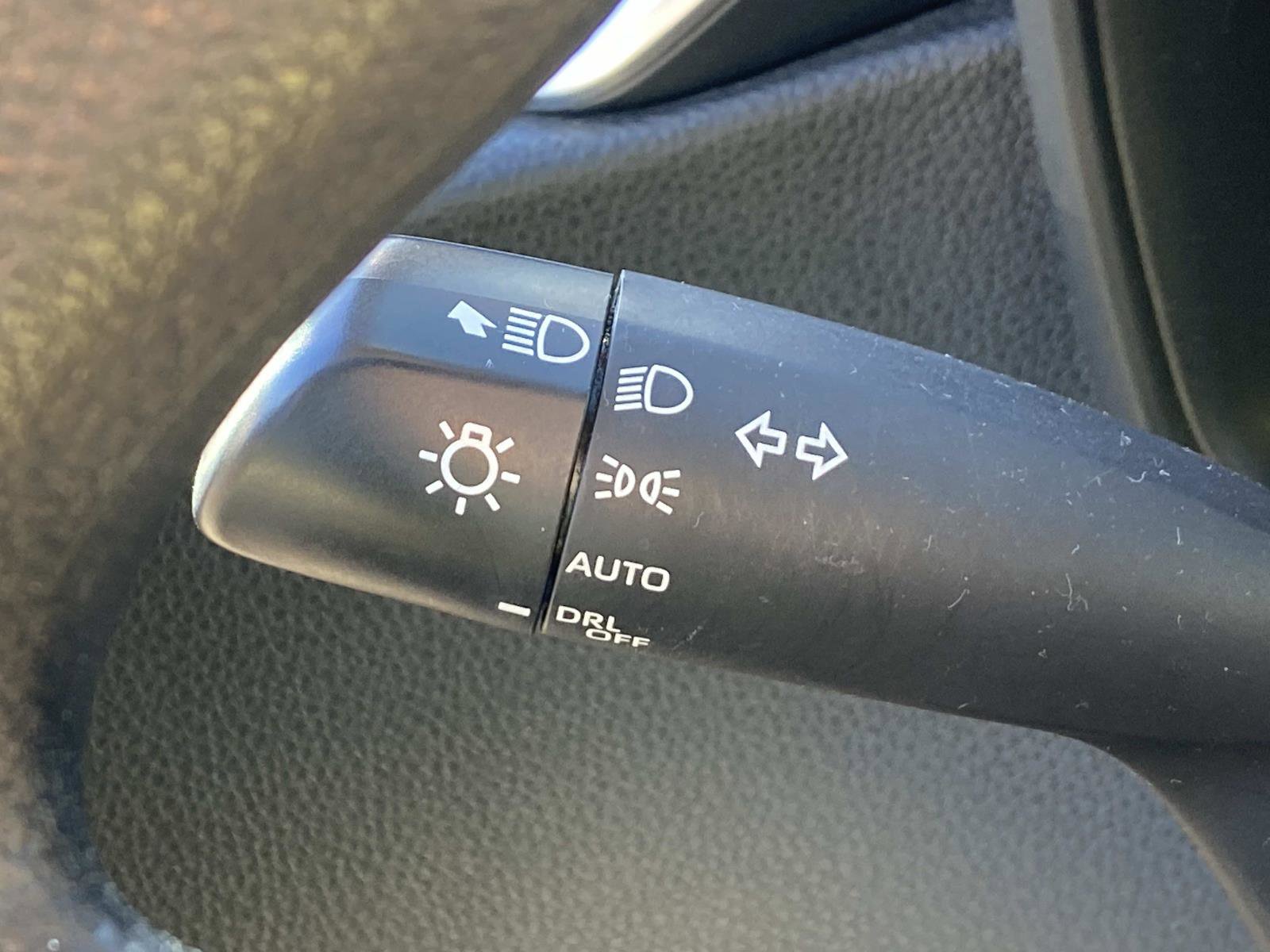 Used 2022 Toyota Corolla LE image 16