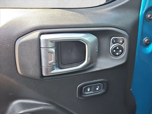 Used 2024 Jeep Wrangler Rubicon w/ Convenience Group AWD/4WD image 23