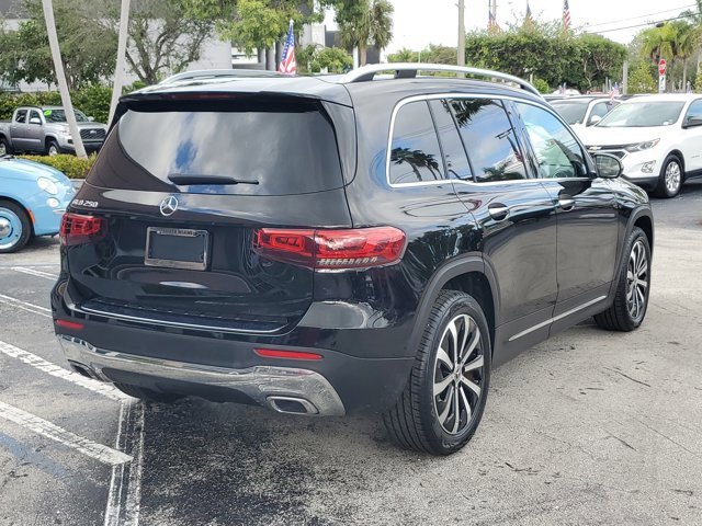 Used 2022 Mercedes-Benz GLB 250 image 7