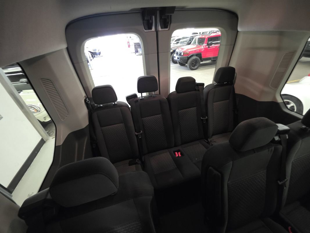Used 2020 Ford Transit 350 XLT image 30
