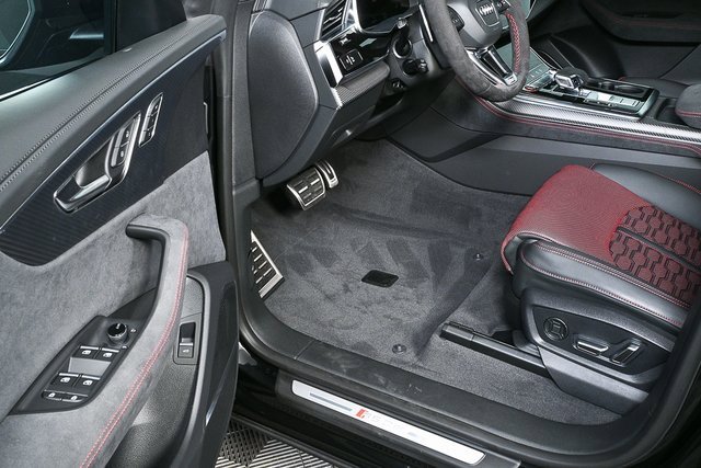 New 2026 Audi RS Q8 performance image 8