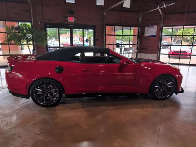 Used 2023 Chevrolet Camaro ZL1 RWD image 4