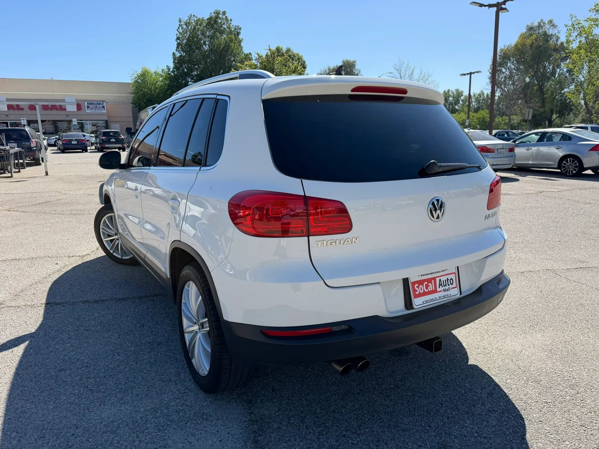 Used 2013 Volkswagen Tiguan SE FWD image 5