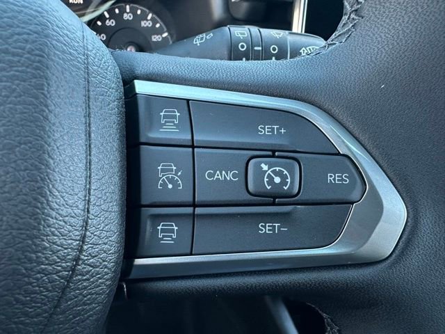New 2026 Jeep Compass Limited image 30