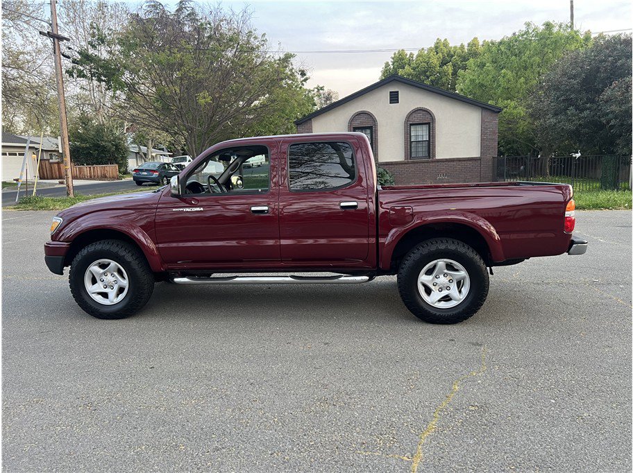 Used 2004 Toyota Tacoma PreRunner image 4