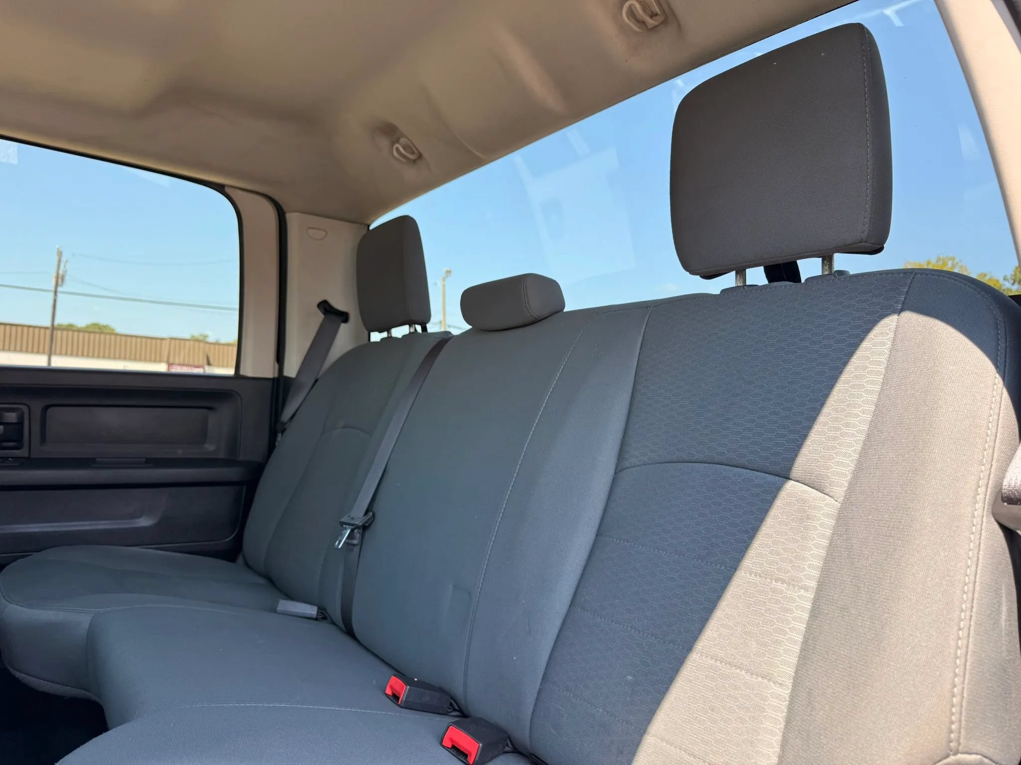 Used 2015 RAM 2500 Tradesman w/ Chrome Appearance Group AWD/4WD image 15
