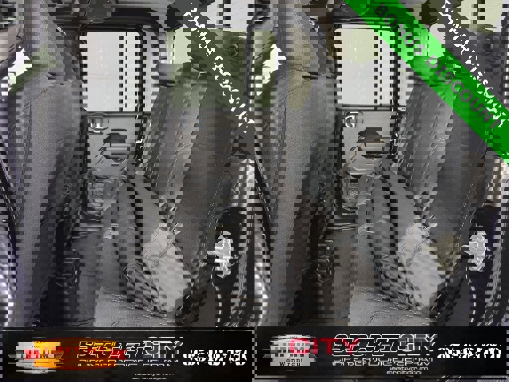 New 2025 Jeep Gladiator Sport image 26