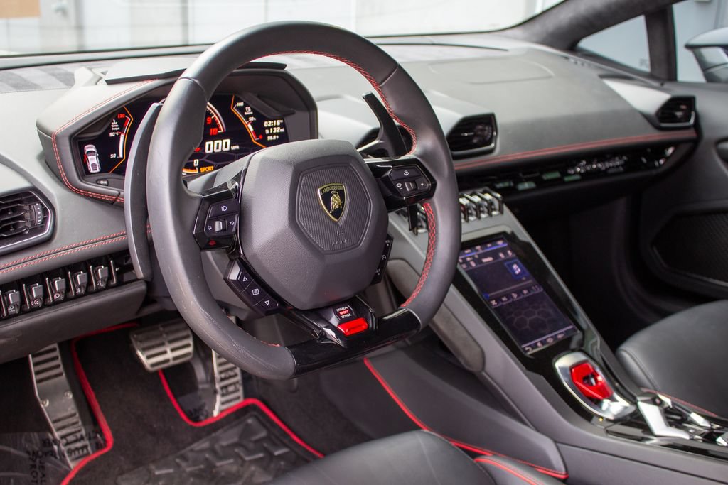 Used 2020 Lamborghini Huracan EVO AWD/4WD image 11