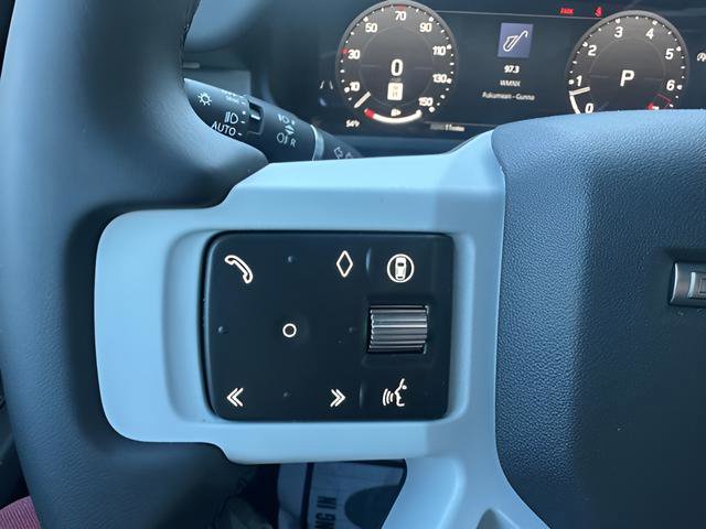 New 2025 Land Rover Defender 110 X-Dynamic SE AWD/4WD image 25
