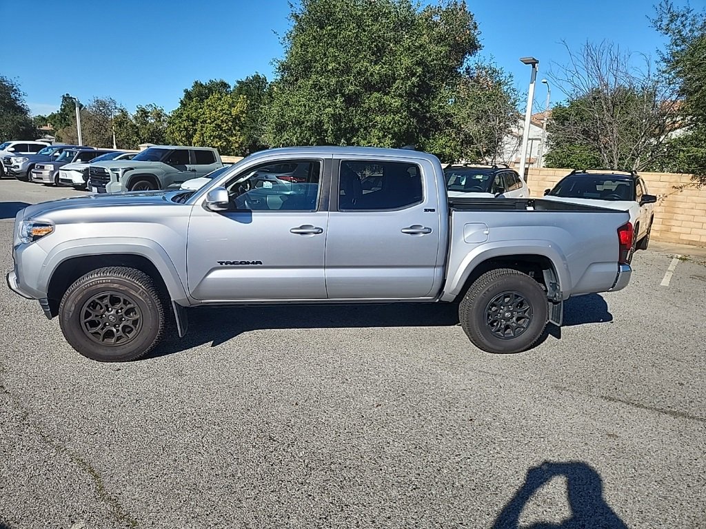 Used 2019 Toyota Tacoma SR5 image 2