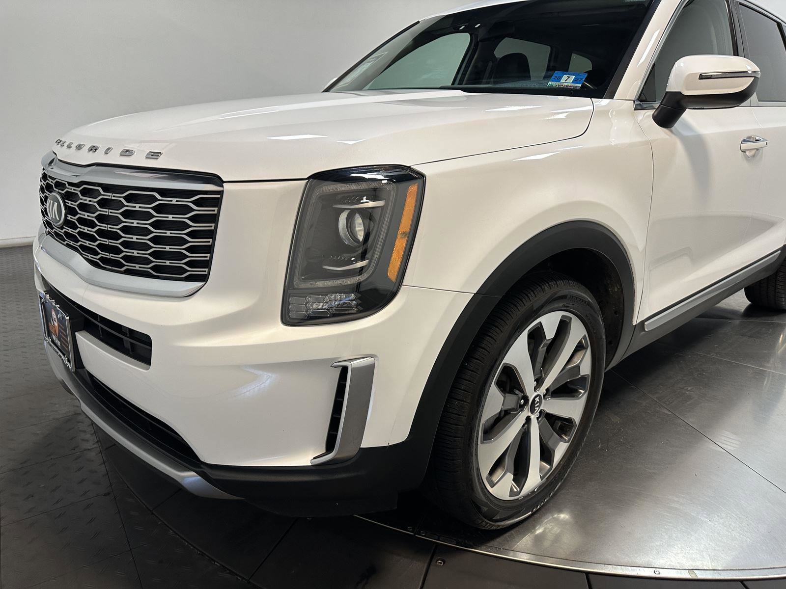 Used 2020 Kia Telluride S image 7