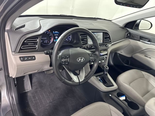 Used 2020 Hyundai Elantra Limited w/ Ultimate Package 03 image 13