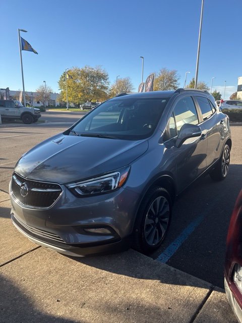 Used 2019 Buick Encore Essence w/ Safety Package II AWD/4WD image 1