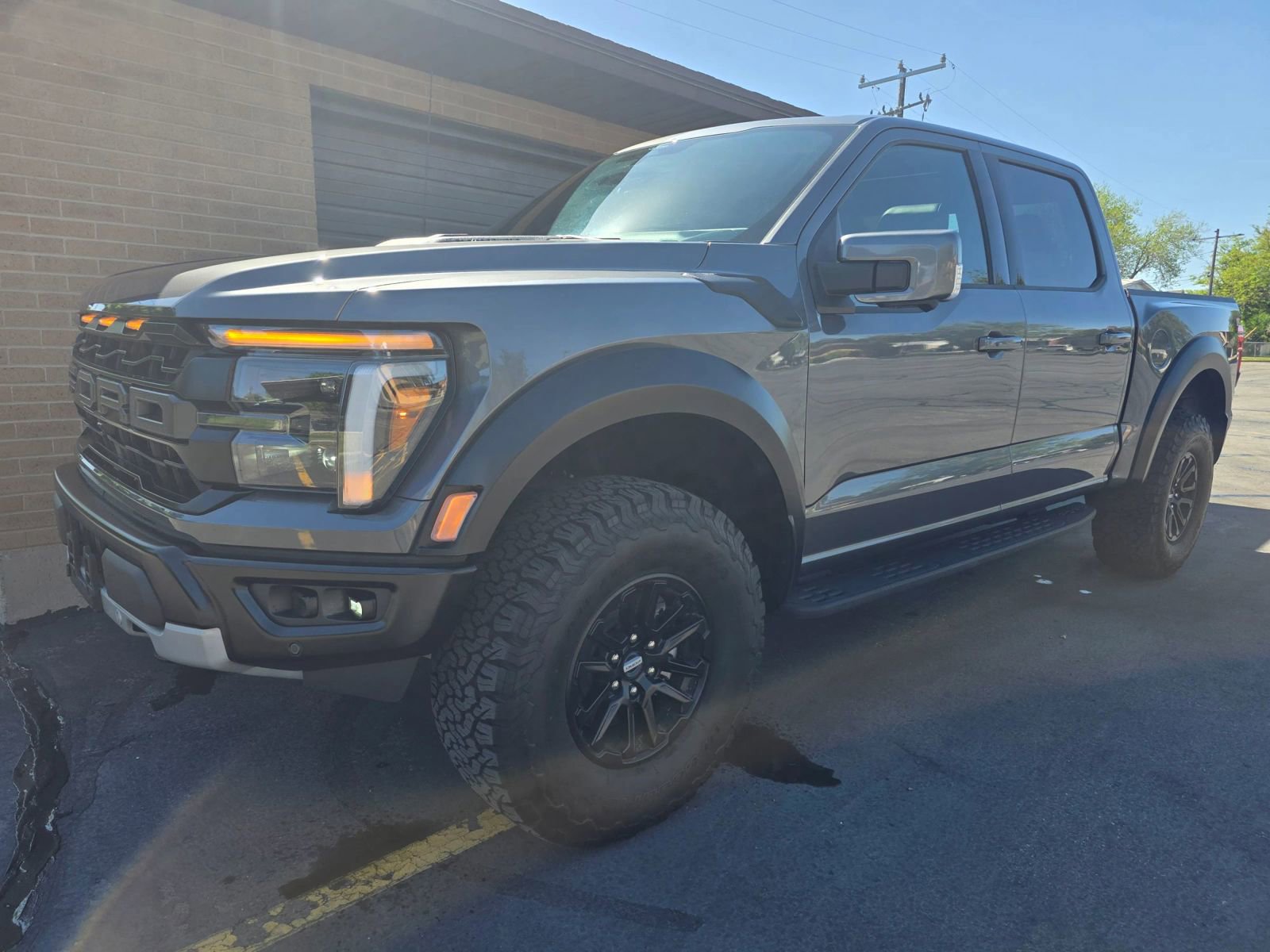 Used 2025 Ford F150 Raptor AWD/4WD image 59