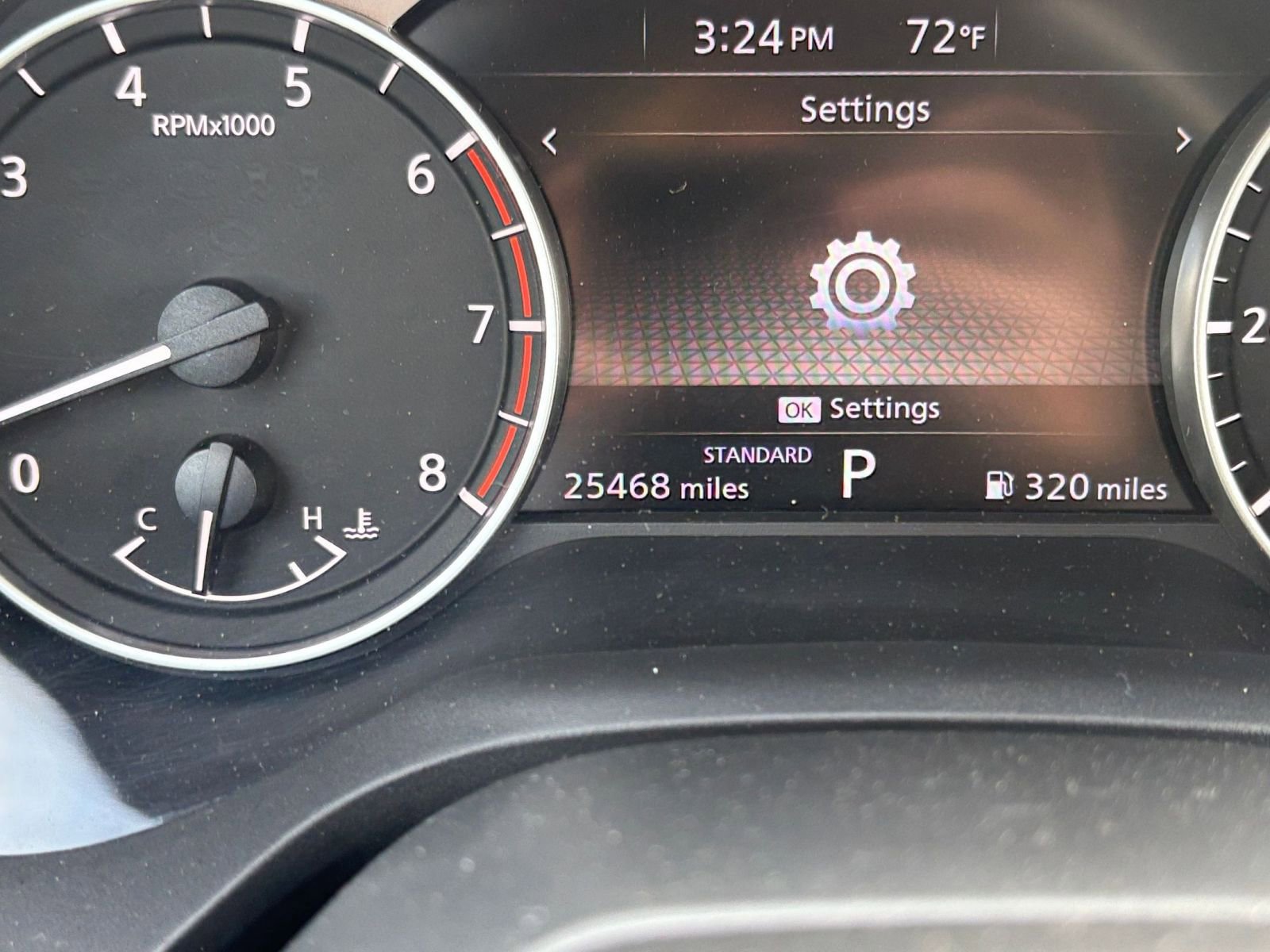 Used 2025 Nissan Rogue SV FWD image 42