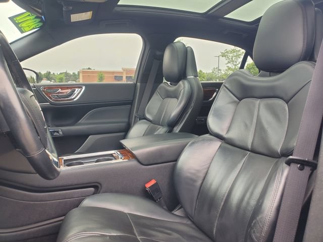 Used 2017 Lincoln Continental Reserve w/ Climate Package AWD/4WD image 7