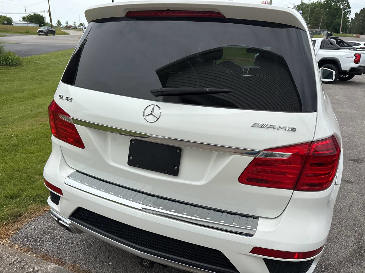 Used 2016 Mercedes-Benz GL 450 4MATIC image 7