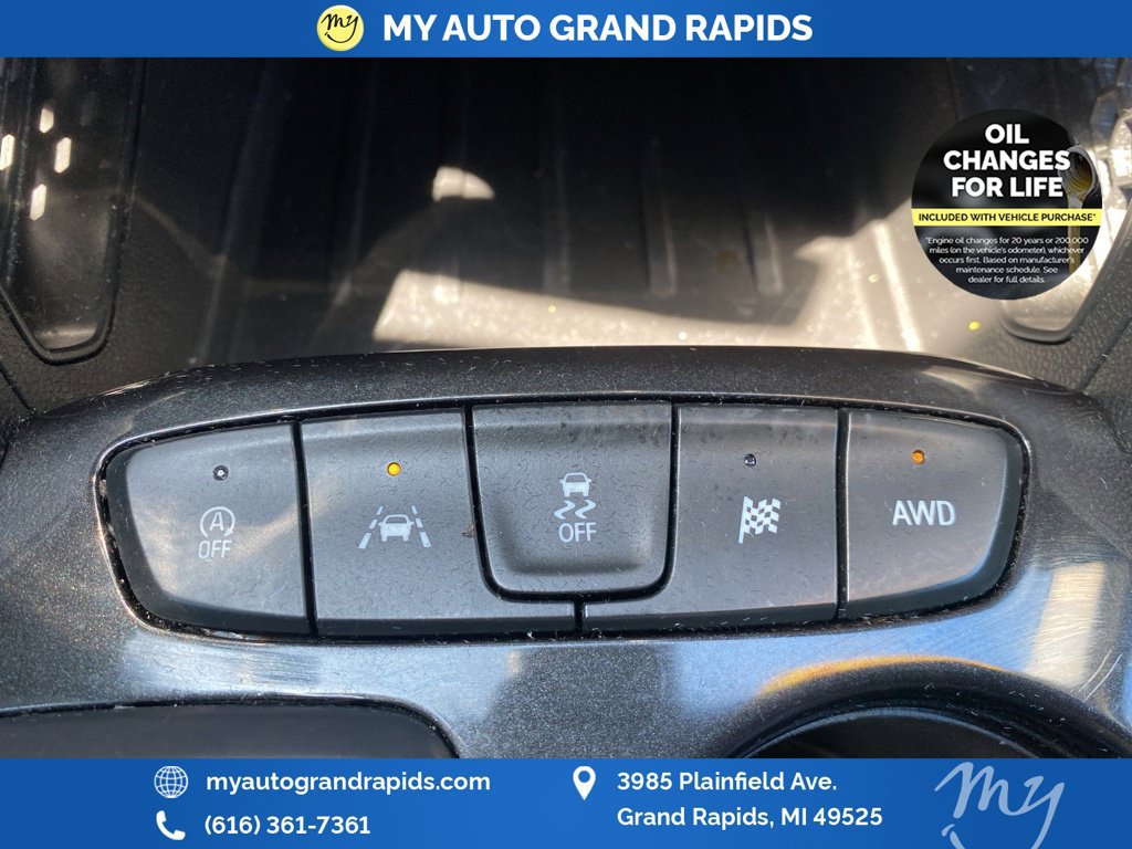 Used 2024 Chevrolet TrailBlazer LT AWD/4WD image 28