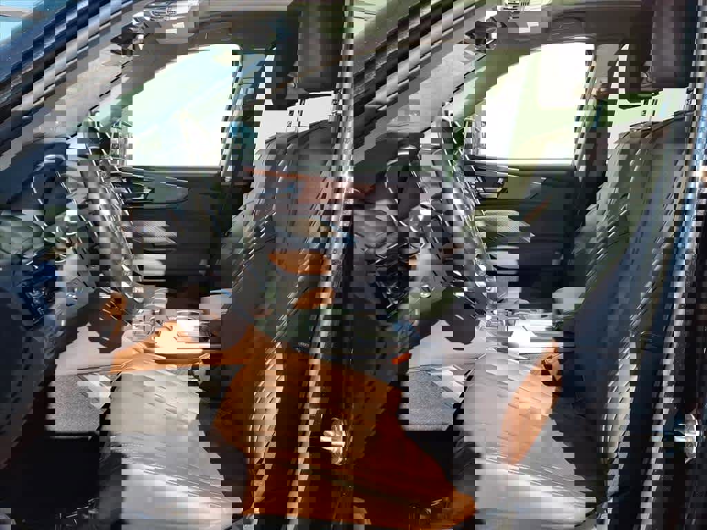 Used 2022 Acura MDX SH-AWD w/ Technology Package image 11