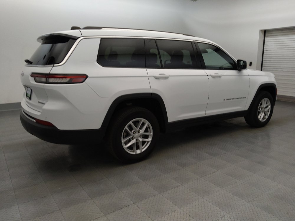 Used 2023 Jeep Grand Cherokee L Laredo w/ Luxury Tech Group I RWD image 10