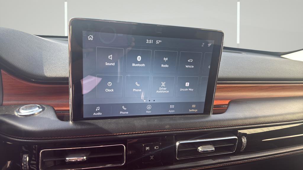 Used 2020 Lincoln Aviator Reserve w/ Equipment Group 201A image 14