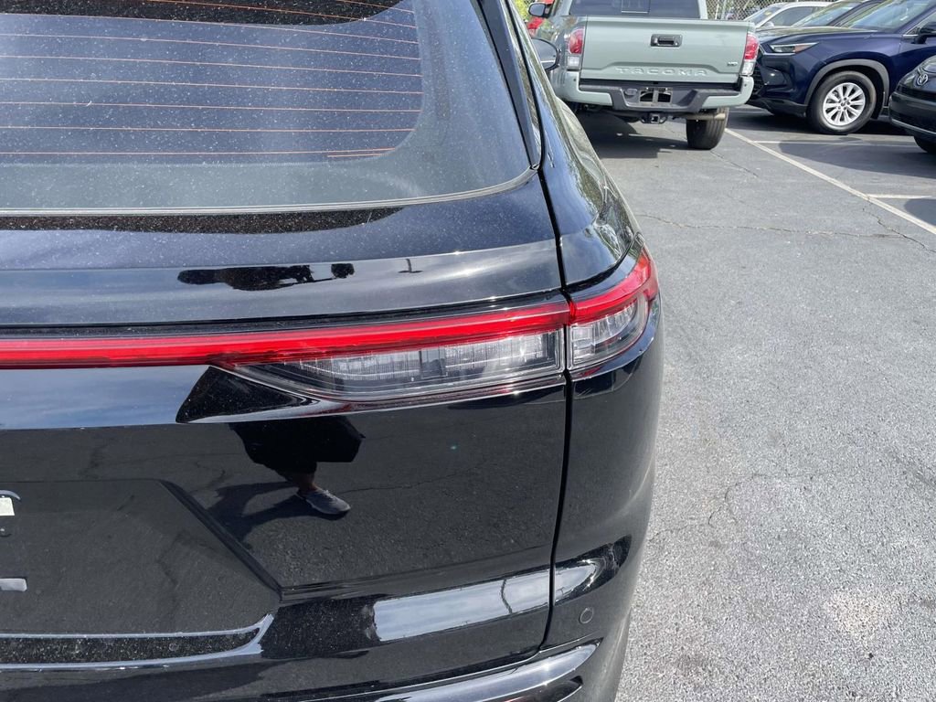 Used 2025 Toyota Crown Signia w/ Advanced Technology Package AWD/4WD image 18