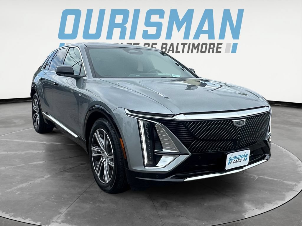 Used 2024 Cadillac Lyriq Luxury AWD/4WD image 1