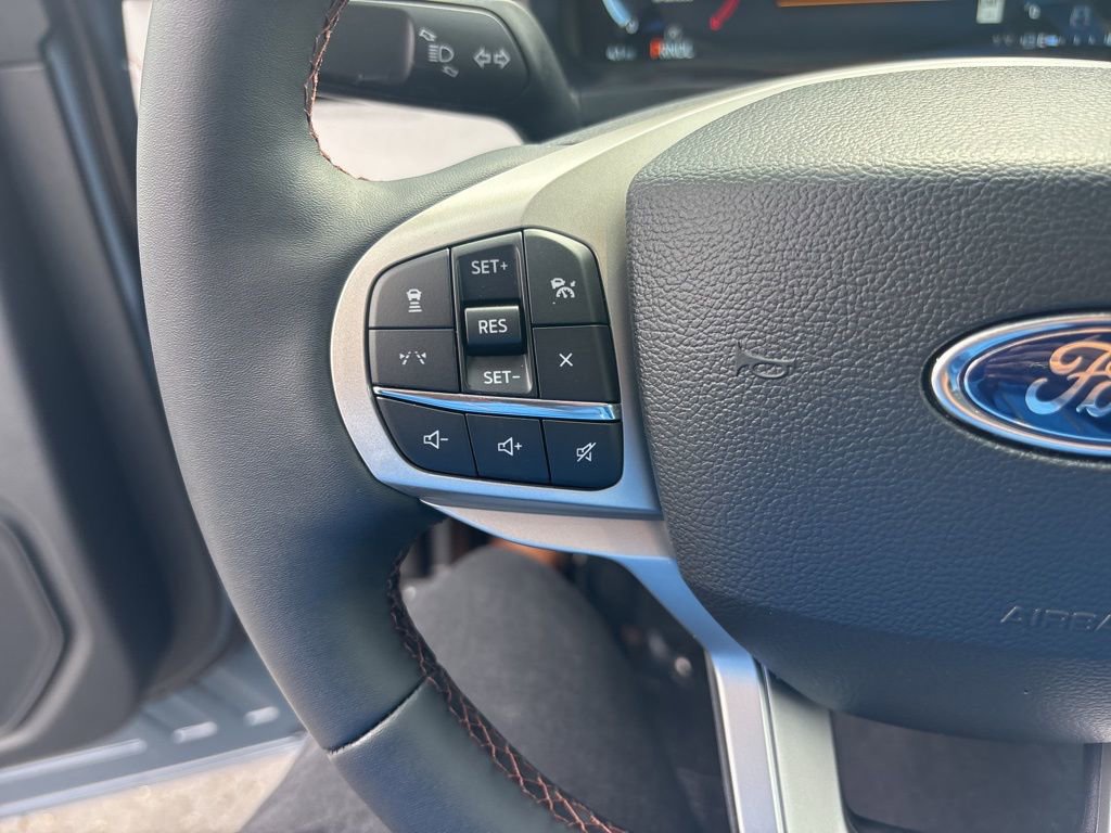 New 2026 Ford Explorer Active w/ Active Comfort Package image 29