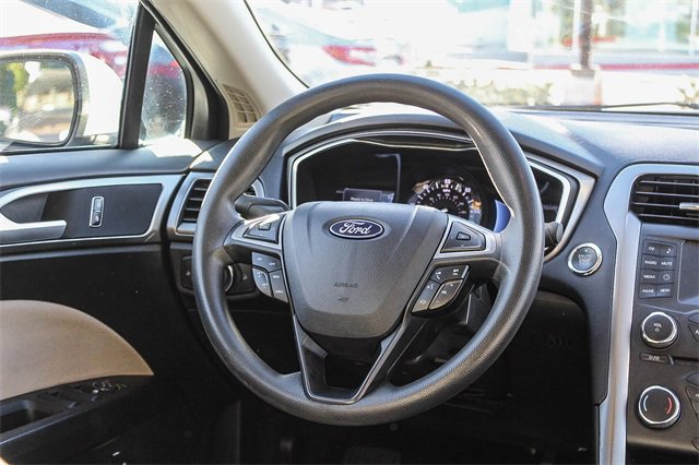 Used 2018 Ford Fusion S image 22