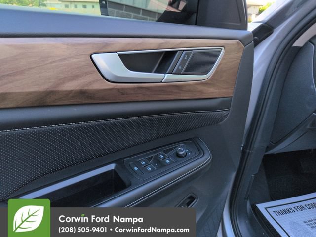 Used 2024 Volkswagen Atlas SE AWD/4WD image 11