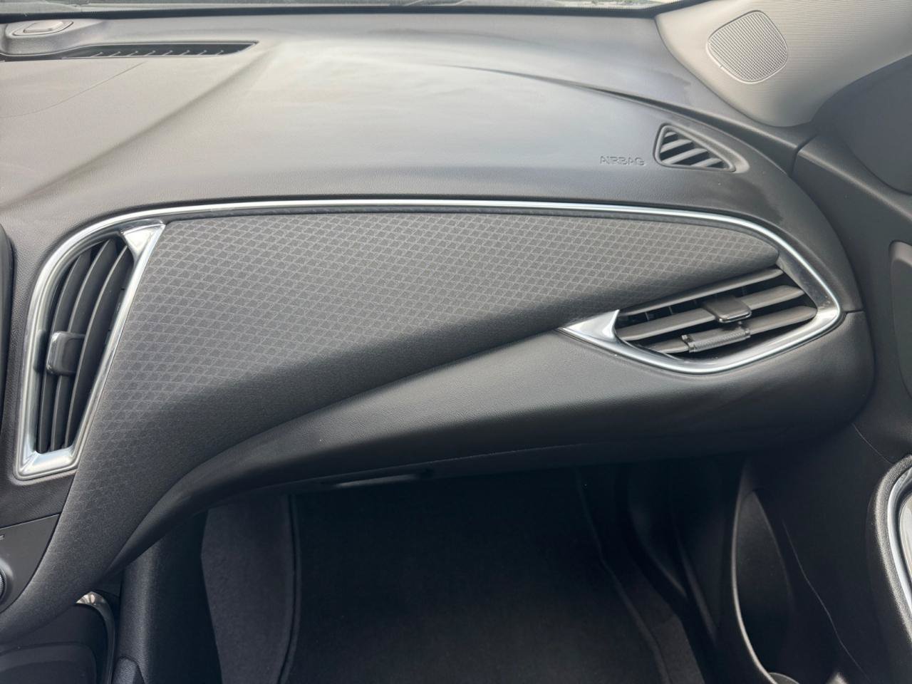Used 2020 Chevrolet Malibu LT FWD image 20