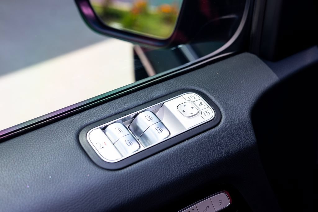 Used 2025 Mercedes-Benz G 550 image 18