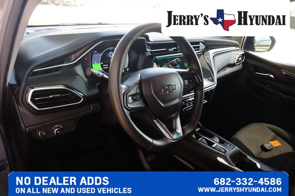 Used 2023 Chevrolet Bolt LT FWD image 19