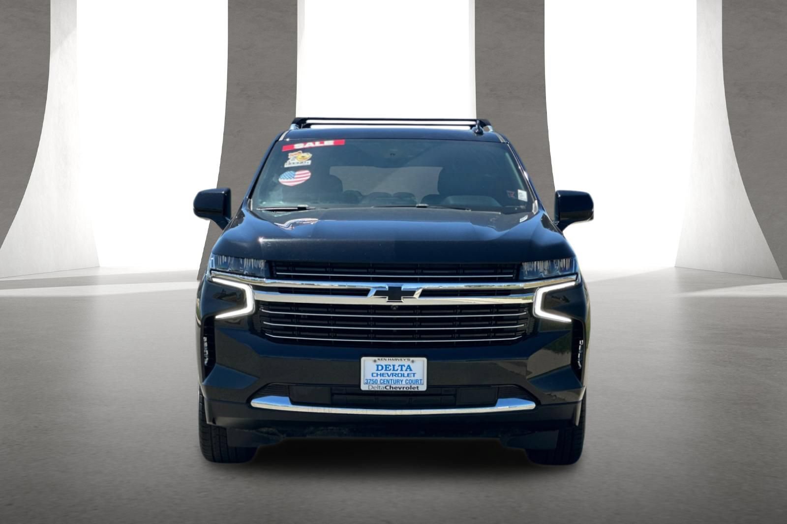 Used 2022 Chevrolet Tahoe LT w/ Luxury Package AWD/4WD image 9